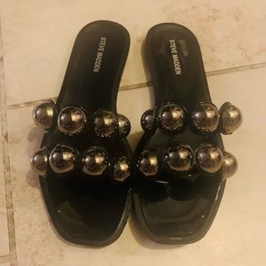 🖤🖤Steven Madden-Jelly Slide Sandal w/Large Silver Embellishments-NWT🖤🖤